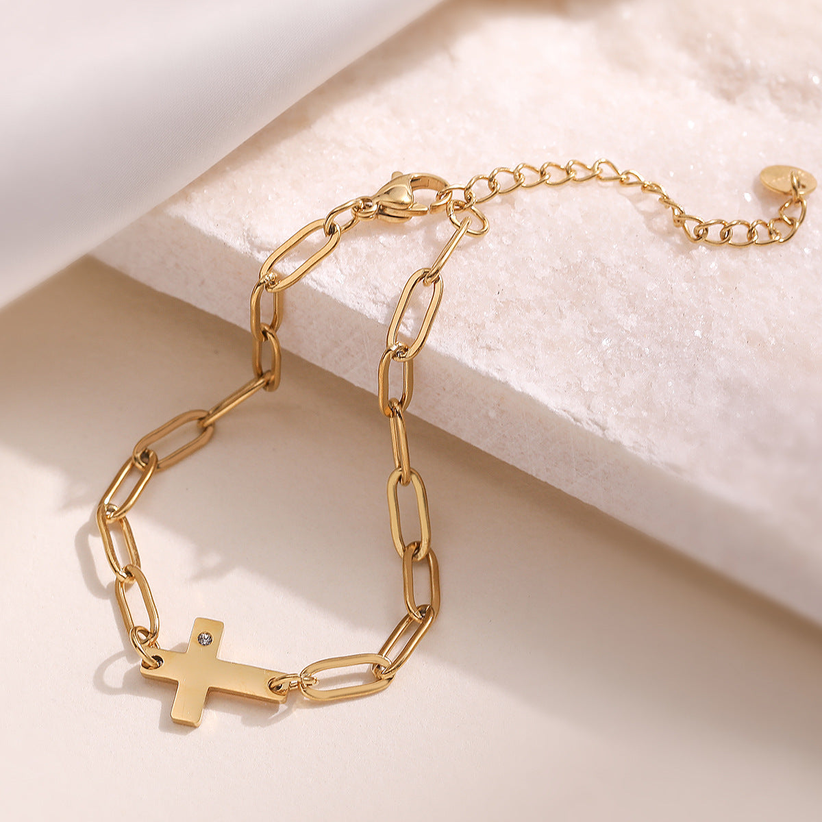 Bracciale da donna a croce con albero della vita geometrico minimalista in acciaio inossidabile placcato oro 18K