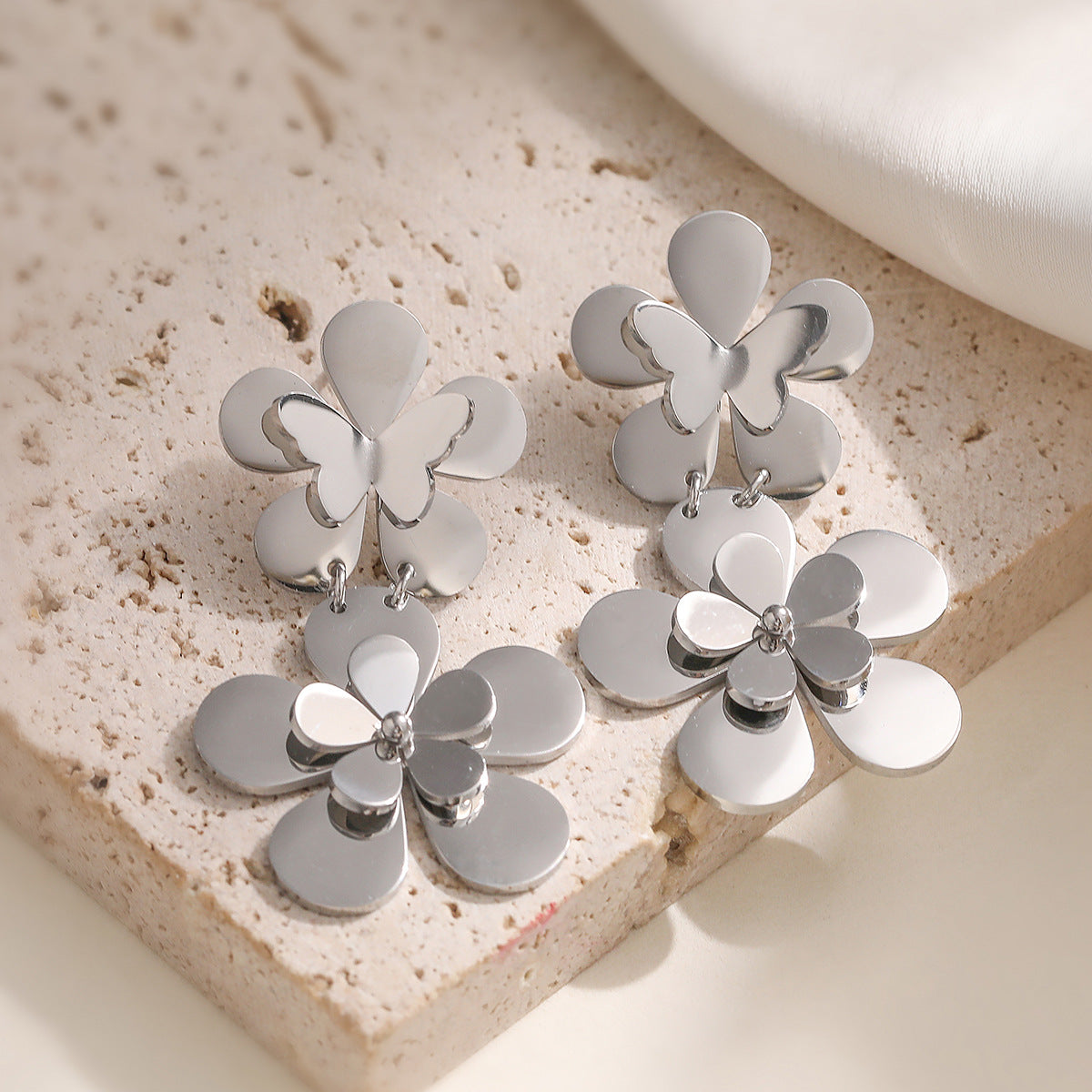 Minimalist 18K Gold Plated Stainless Steel Geometric Flower Drop Earrings for Women