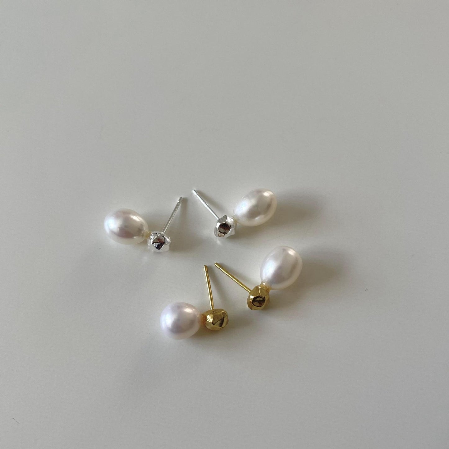 Sweet Fresh Natural Style Drop-Shaped Pearl Stud Earrings in 925 Sterling Silver