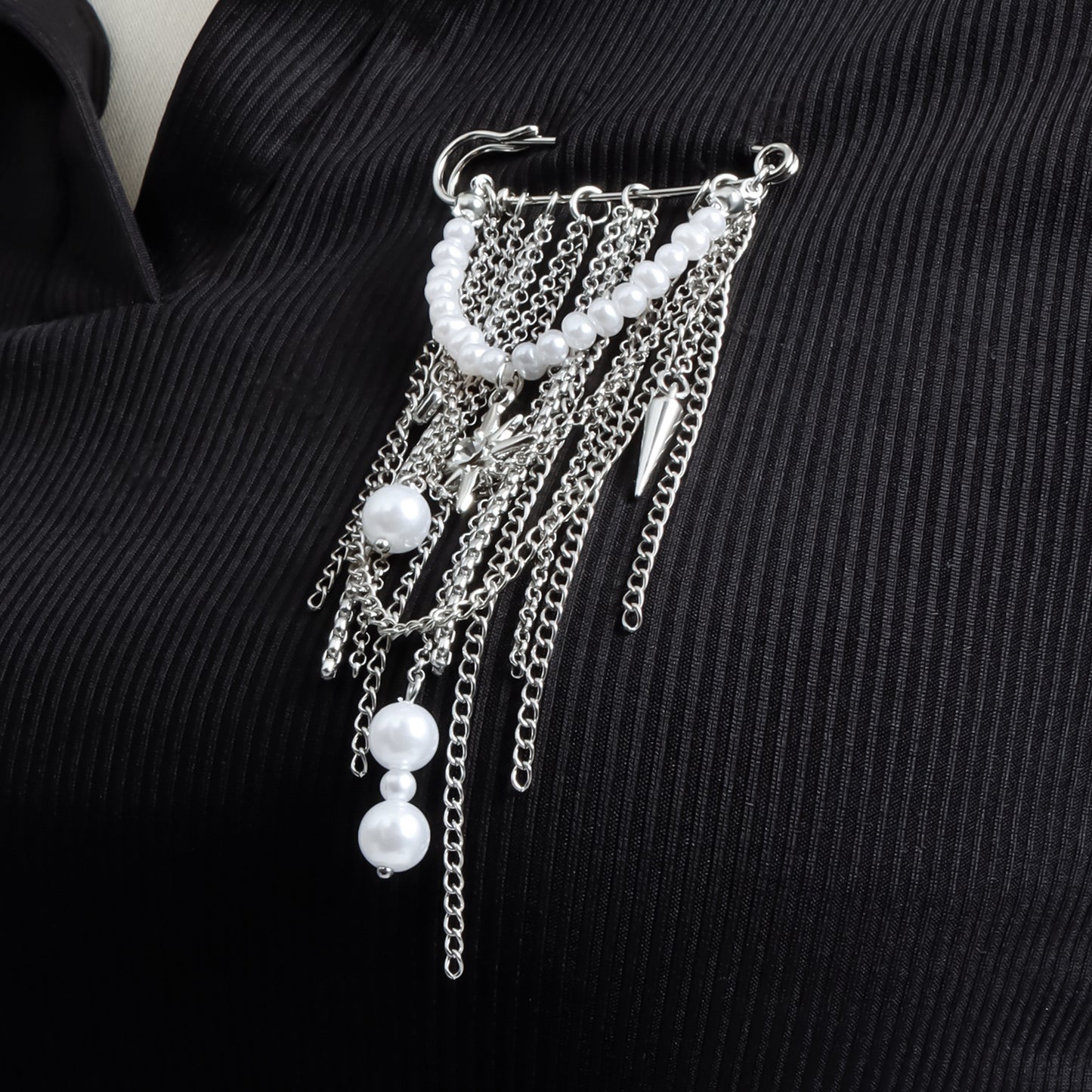 Elegant Geometric Star Alloy Brooch with Pearl Inlay and Tassel Details