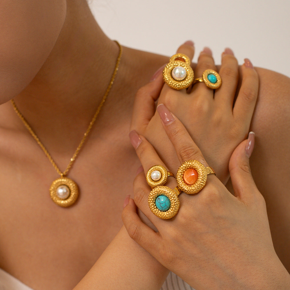 Elegant French-Style Heart-Shaped Stud Earrings with 18K Gold Plated Stainless Steel Hoops