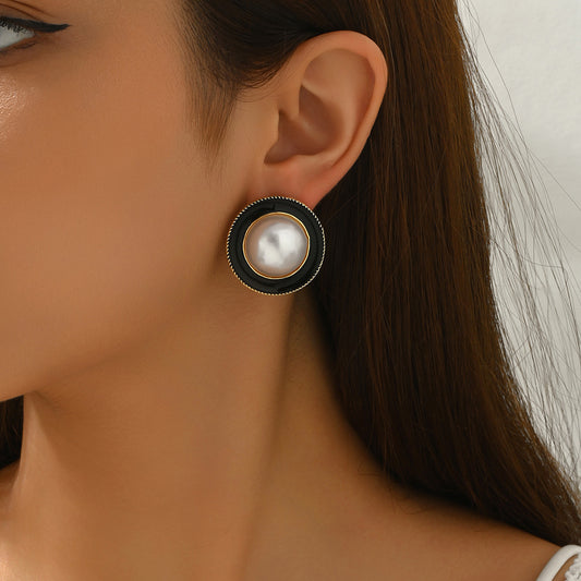 Pendientes Minimalistas de Perlas Geométricas en Aleación de Zinc con Incrustaciones para Mujer