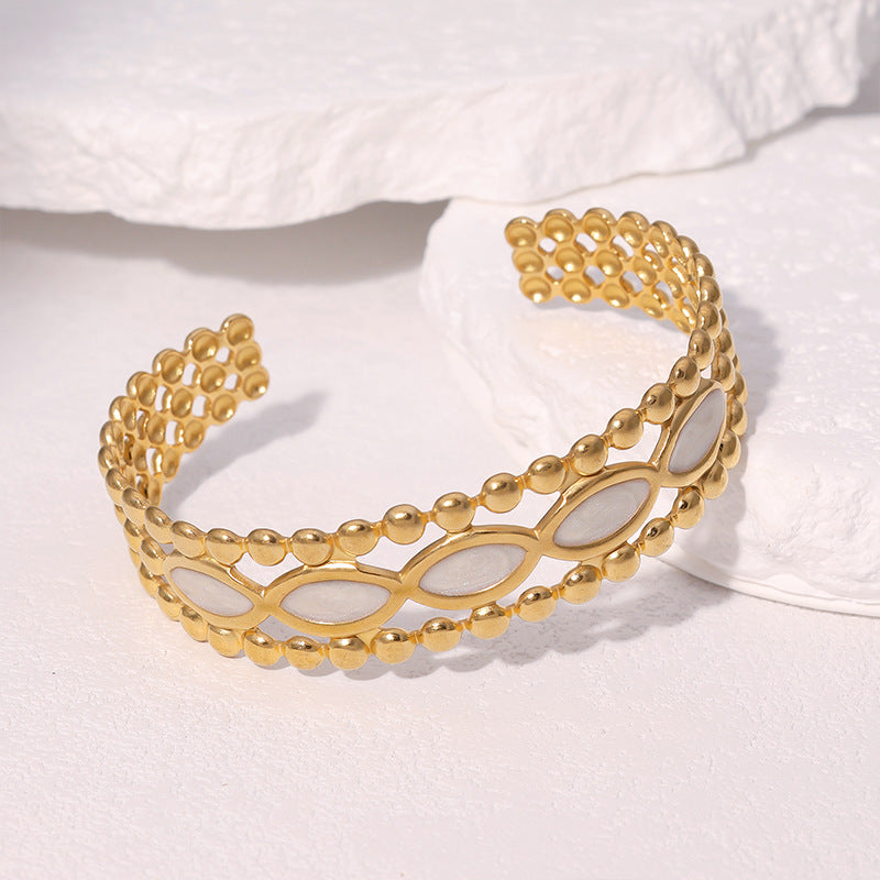 Vintage Minimalist 18K Gold Plated Stainless Steel Wide Open Cuff Bracelet for Women