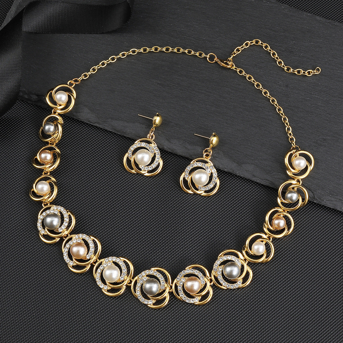 Fashionable Women's Star Moon Cloud Universe Pendant Necklace Set with Electroplated Alloy O-Chain and Matching Earrings