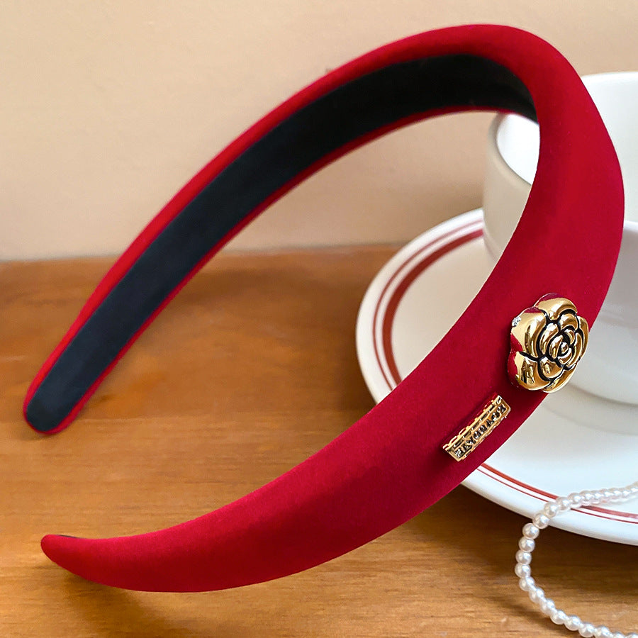 Fermaglio per Capelli a Triangolo in Tessuto Floreale Retrò per Donna con Lavorazione Artigianale, Accessorio per Capelli Ispirato al Vintage per Autunno e Inverno