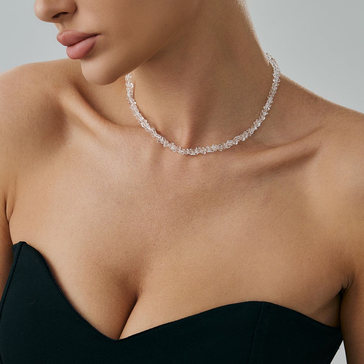 Collar Gargantilla de Cristal Geométrico Irregular Minimalista Vintage para Mujer con Acabado Artesanal