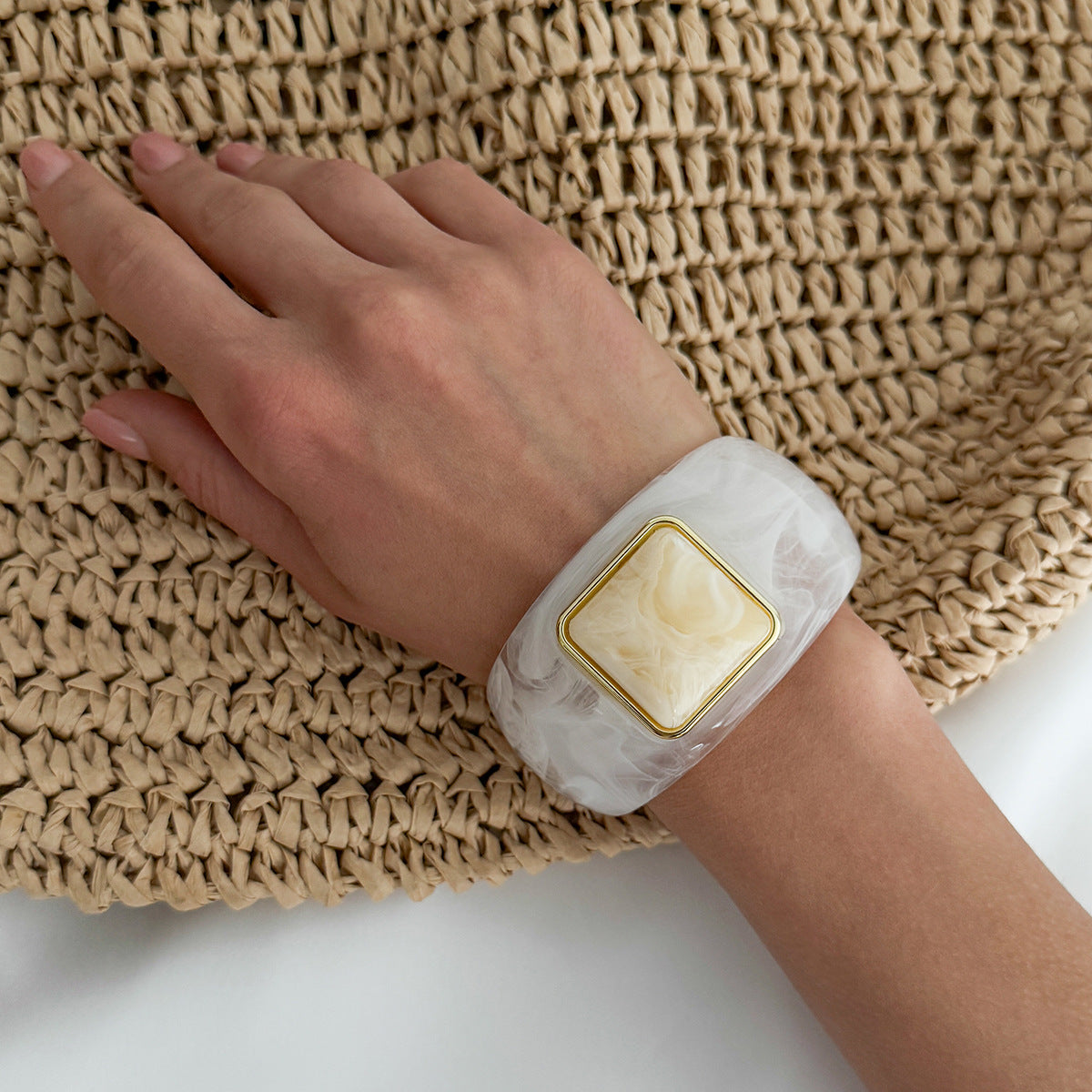 Vintage Gradient Oval Square Resin Bangle Bracelet