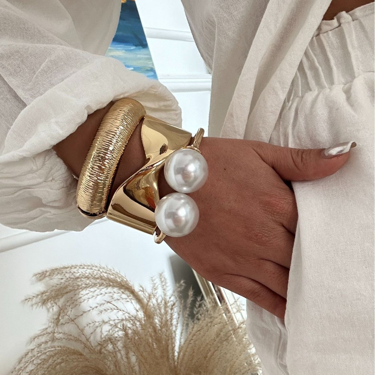Fashion Minimalist Round Faux Pearl Plated Alloy Cuff Bracelet