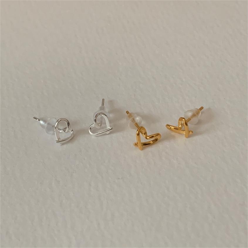 Minimalist Heart-Shaped 925 Sterling Silver Stud Earrings with Gold Plating, Sweet and Fresh Style