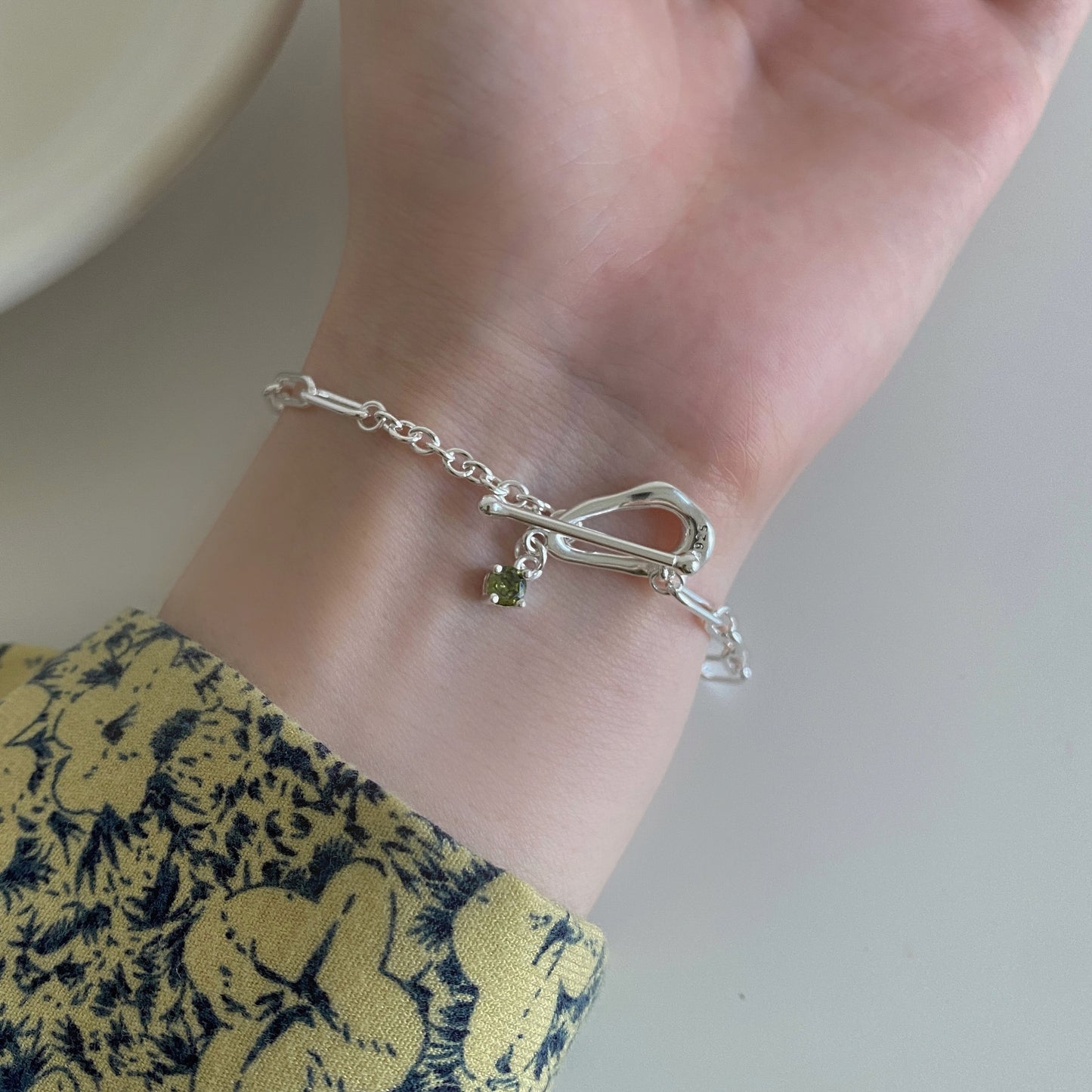 Pulsera redonda geométrica minimalista de plata de ley 925 pulida