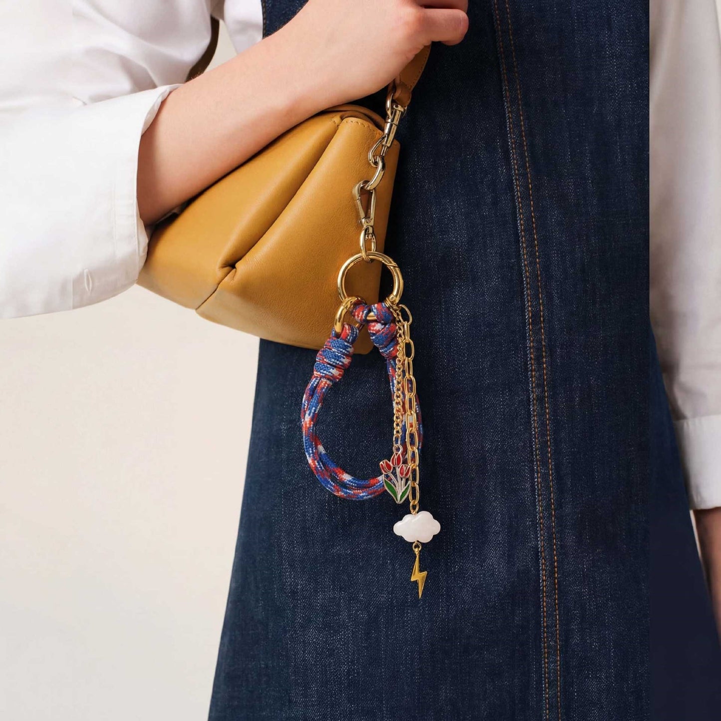 Vintage Elegant Oval Geometric Plated Brass Bag Charm