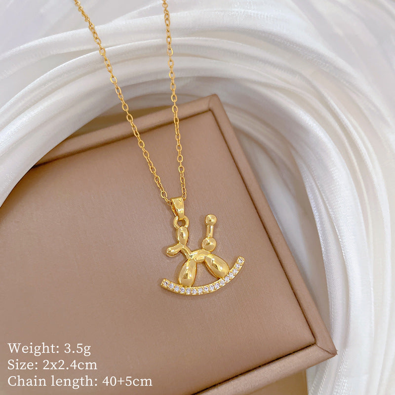 Collana con ciondolo a forma di cane geometrico in stile cartone animato in acciaio al titanio con intarsio di strass per donne e uomini, delicata catena clavicola