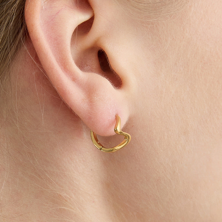 Orecchini a Cerchio Geometrici da Donna in Acciaio Inossidabile Dorato con Dettaglio Linea Minimalista e Finitura in Acciaio al Titanio Premium