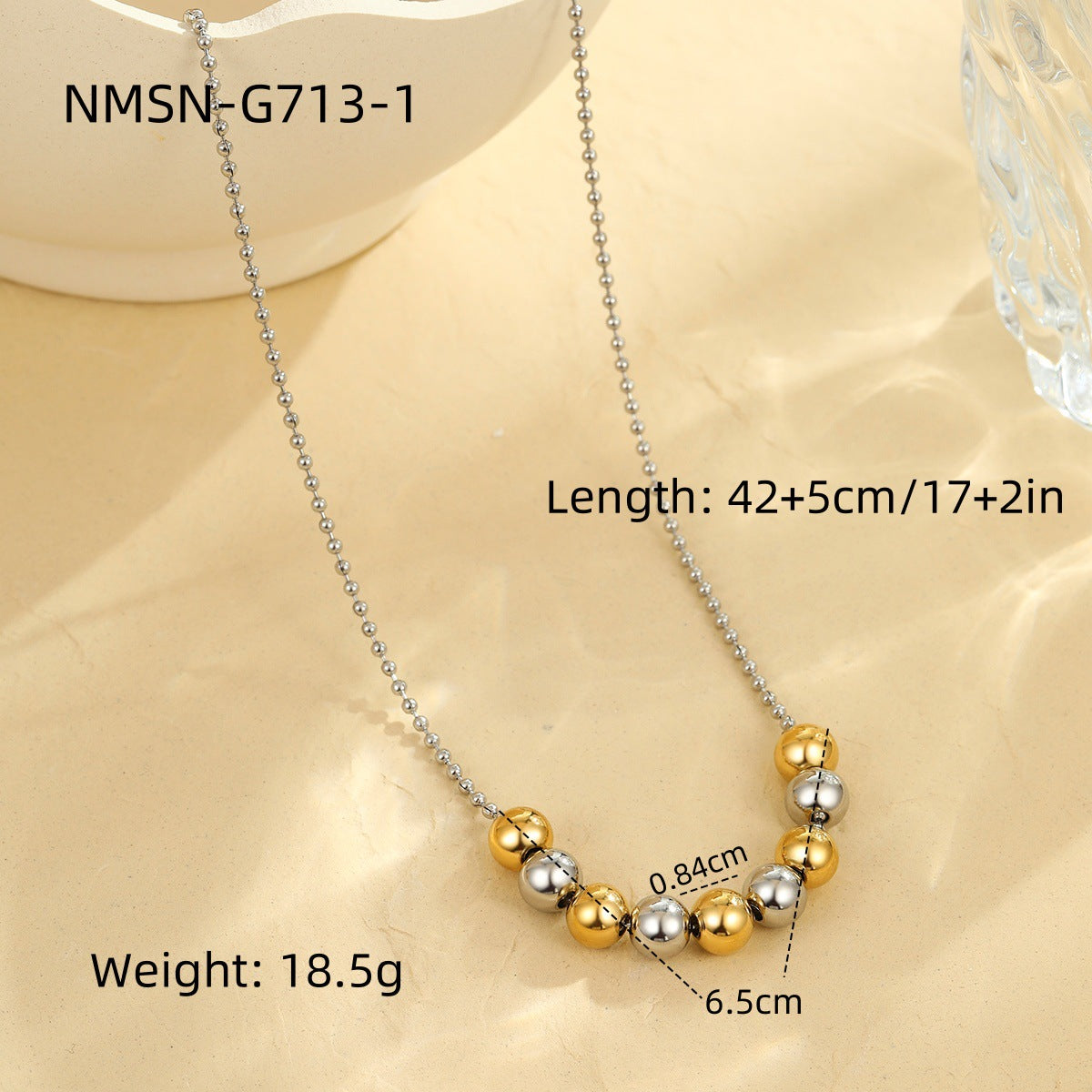 Collana da donna minimalista geometrica con perline, catena in acciaio inossidabile con medaglione e finitura placcata