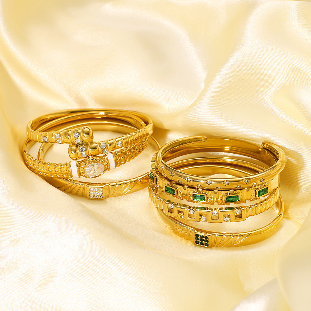 Bracciale da donna in acciaio inossidabile geometrico minimalista con placcatura sottovuoto in oro 18 carati