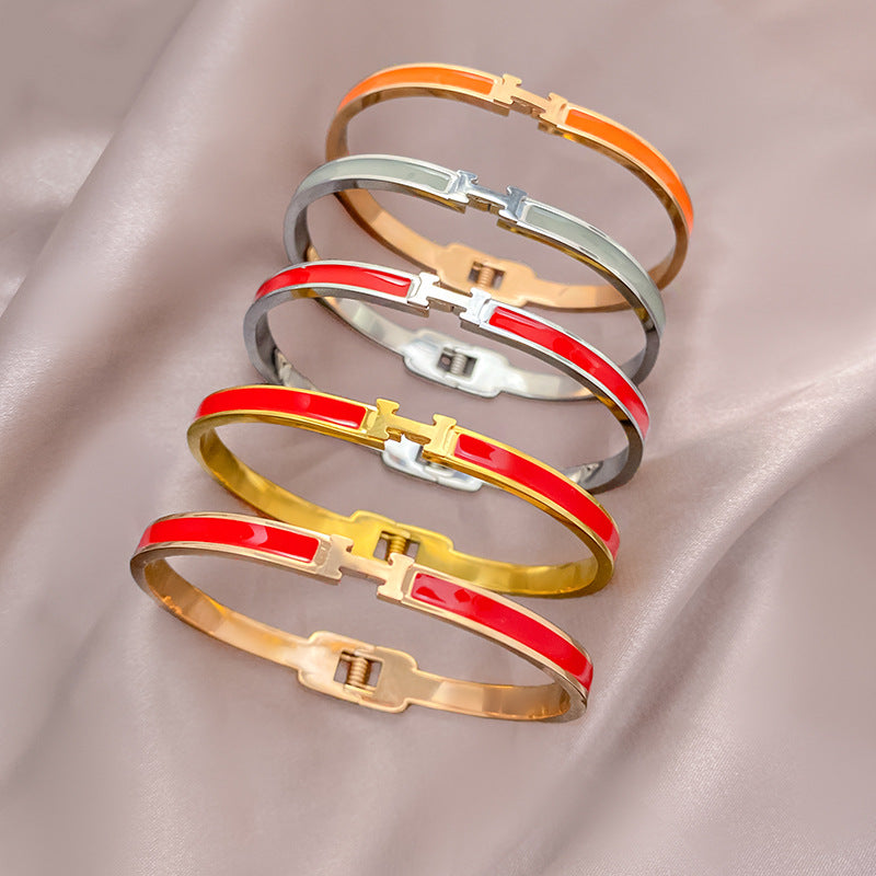 H Letter Drip Oil Plated Titanium Steel Bracelet