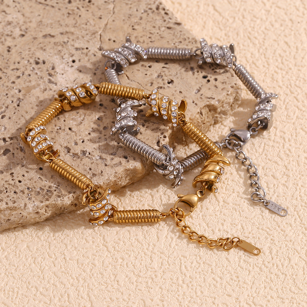 Minimalist Geometric Stainless Steel Plated 18K Gold Spring Knot Hand Chain for Men