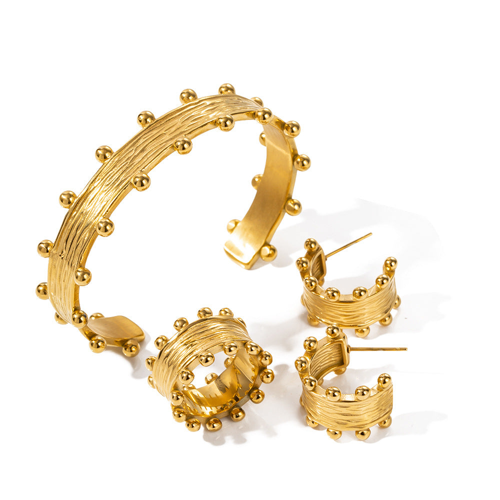 Orecchini a cerchio da donna, alla moda, placcati in oro 18 carati, in acciaio inossidabile, con grana del legno, a forma di C, geometrici e increspati