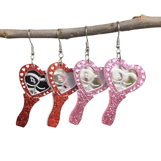 Pendientes creativos de espejo tallado acrílico con forma de corazón para mujer con estilo personalizado