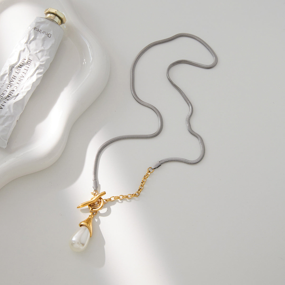 Collar de Perlas Geométricas de Acero de Titanio con Acabado Chapado para Mujer, Joyería Minimalista de Lujo