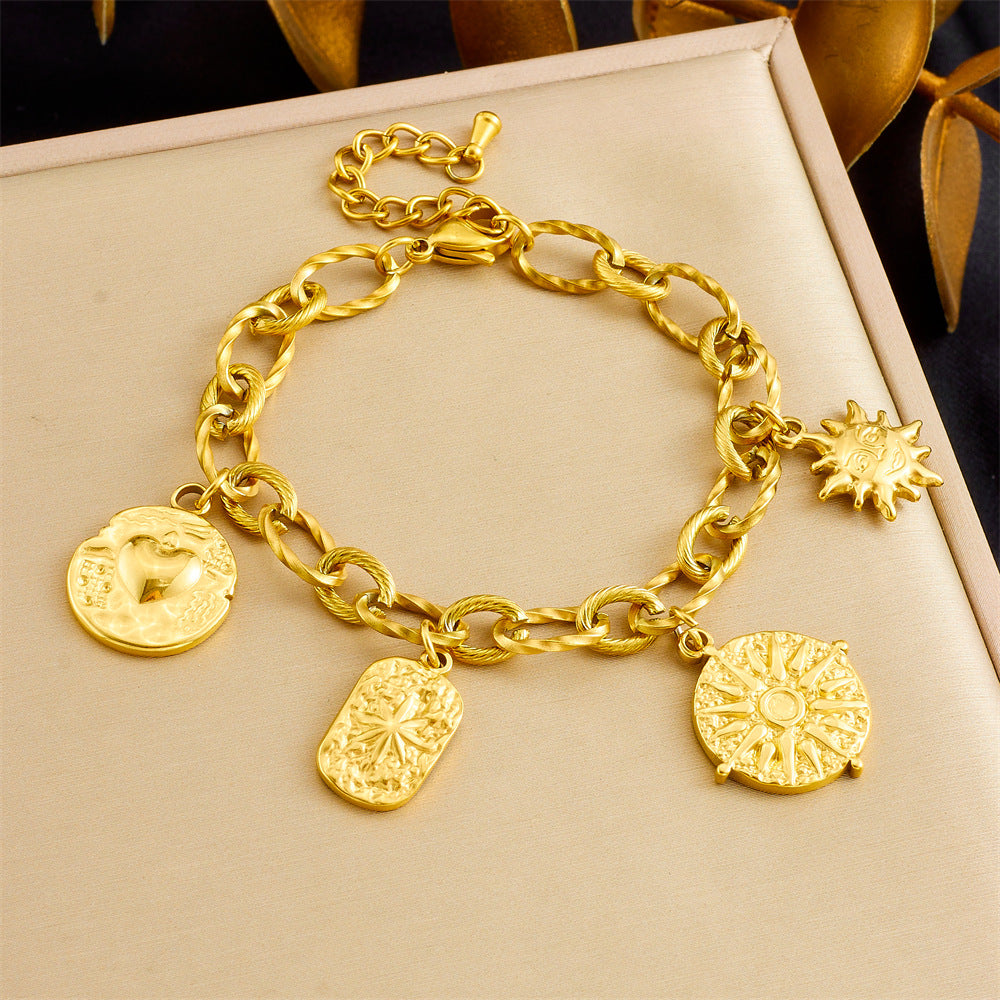 Bracciale in acciaio inossidabile da donna con ciondolo a forma di cuore e sole irregolare placcato oro vintage alla moda