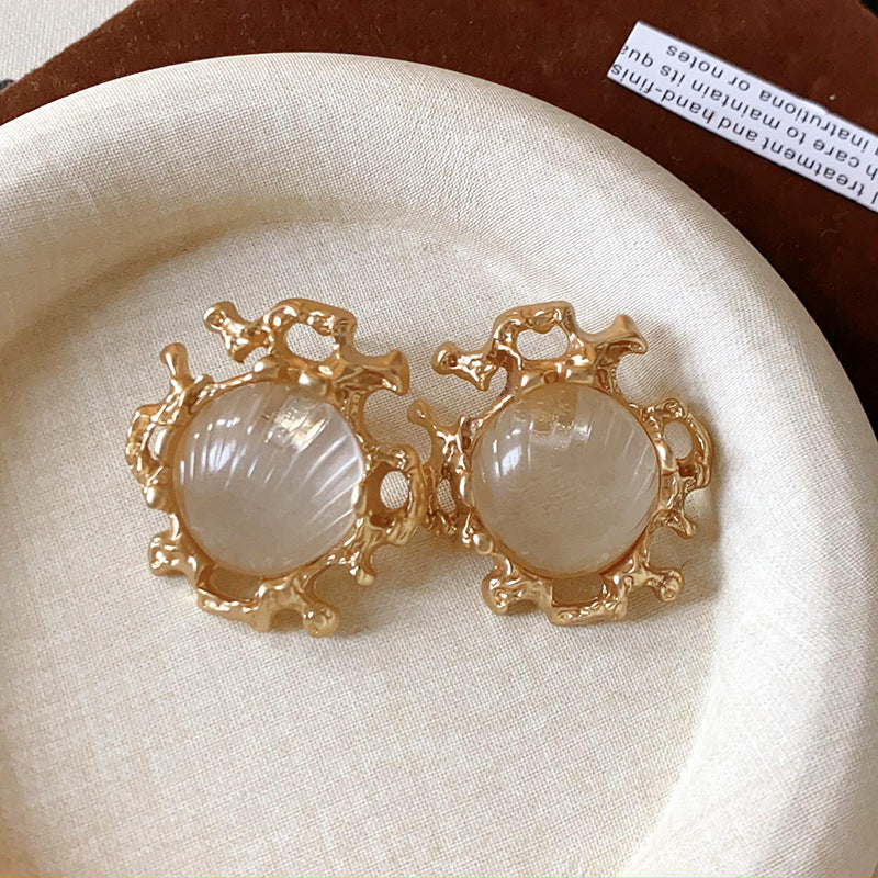 Vintage-Style Geometric Stud Earrings in Copper with Electroplated Finish for Women