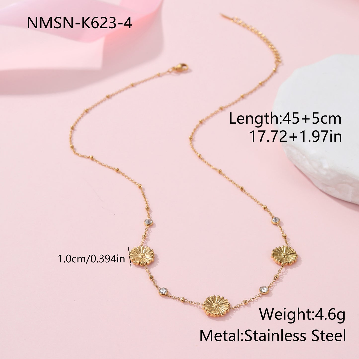 Collana con ciondolo a girasole e margherita alla moda in acciaio al titanio placcato oro 18 carati da donna