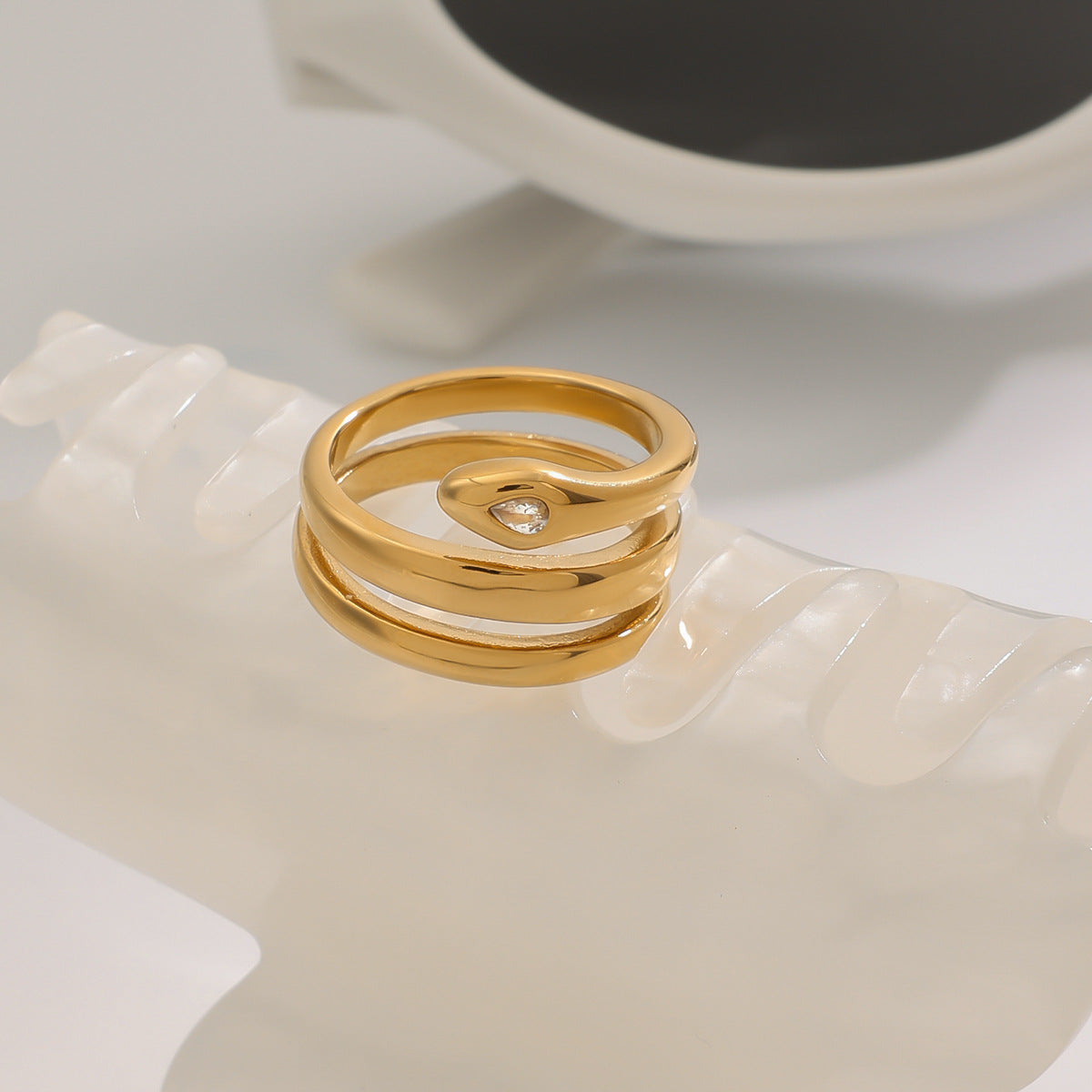 Geometric Snake Ring in Titanium Steel with Plating Finish for Women Fashionable Minimalist Jewelry