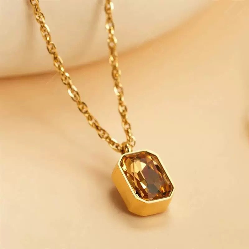 Minimalist Luxury Square Titanium Steel Plated Pendant Necklace for Women