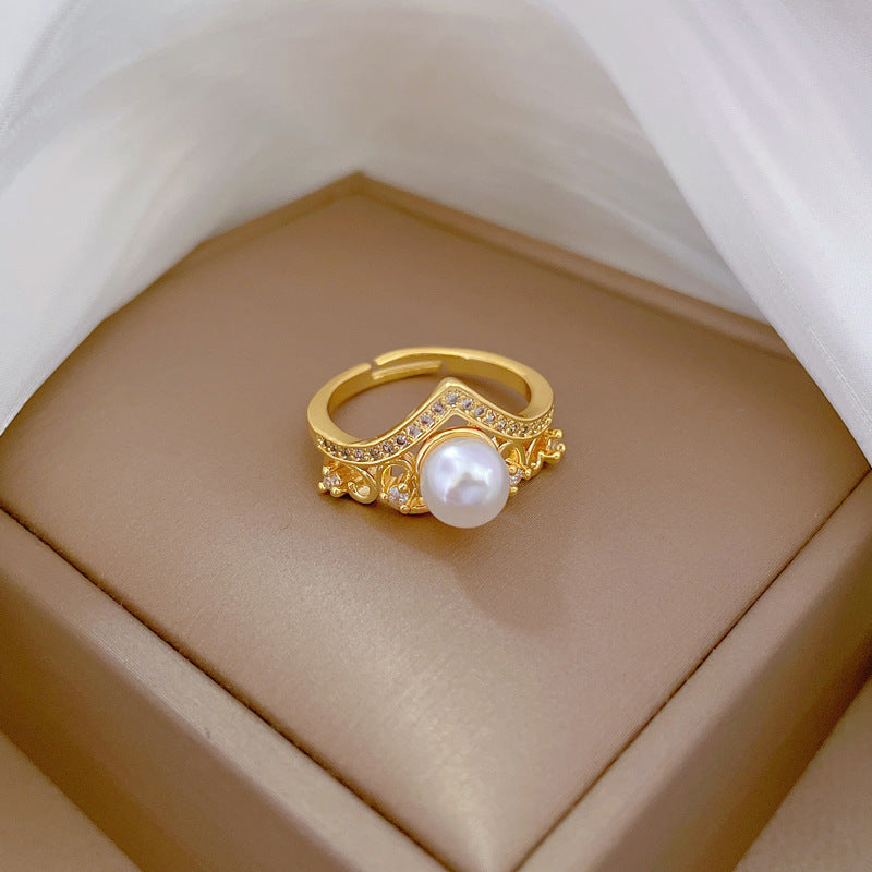 Anello da donna regolabile alla moda in ottone cavo placcato oro a forma di corona in stile cartone animato