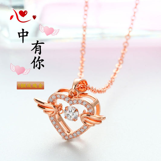 Affascinante Collana con Ciondolo a Cuore d'Angelo da Donna in Acciaio al Titanio con Intarsio di Strass su Catena a O Design Elegante Minimalista