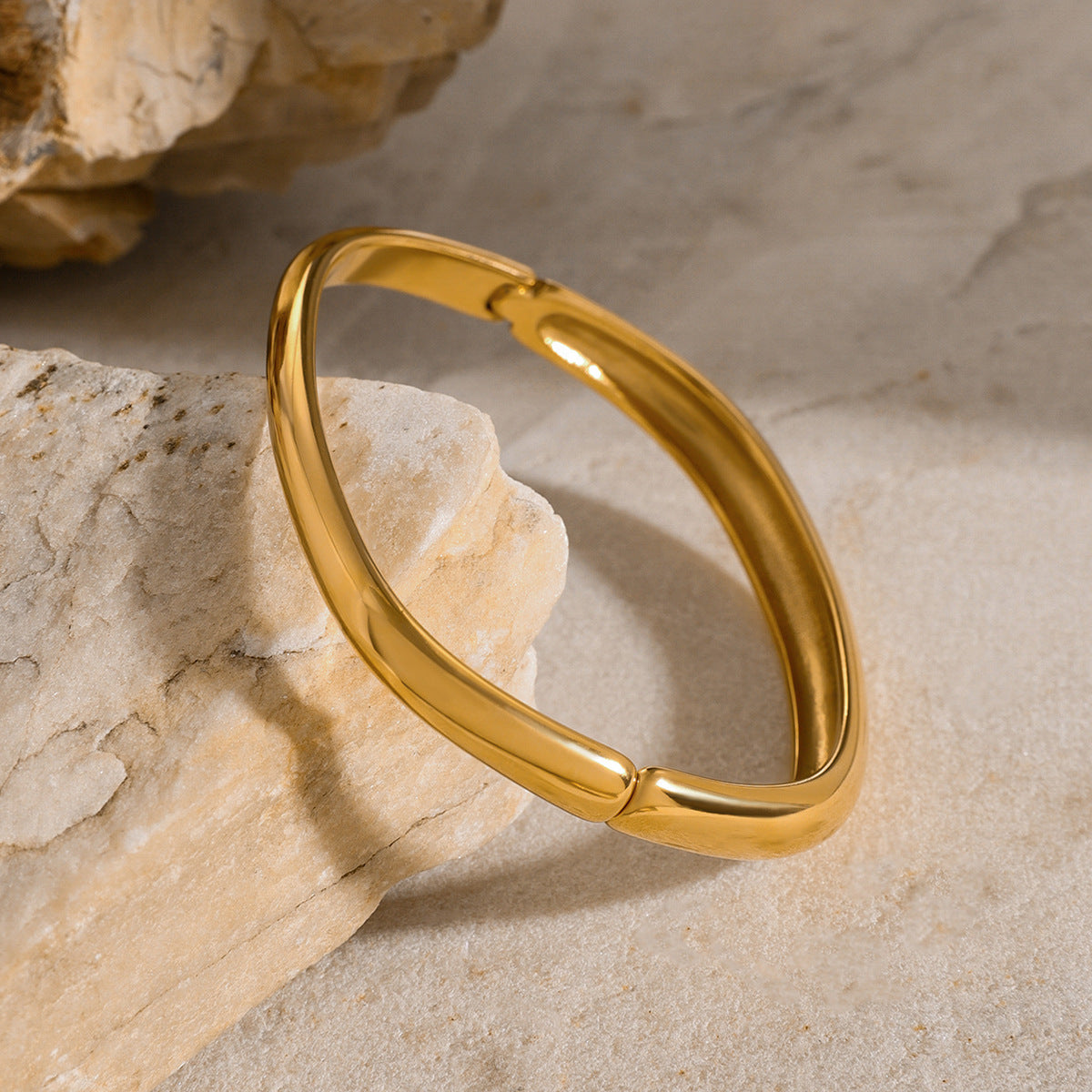 Minimalist Square Stainless Steel Bracelet with Plated Finish for Women, Vintage-Inspired Geometric Cuff Jewelry
