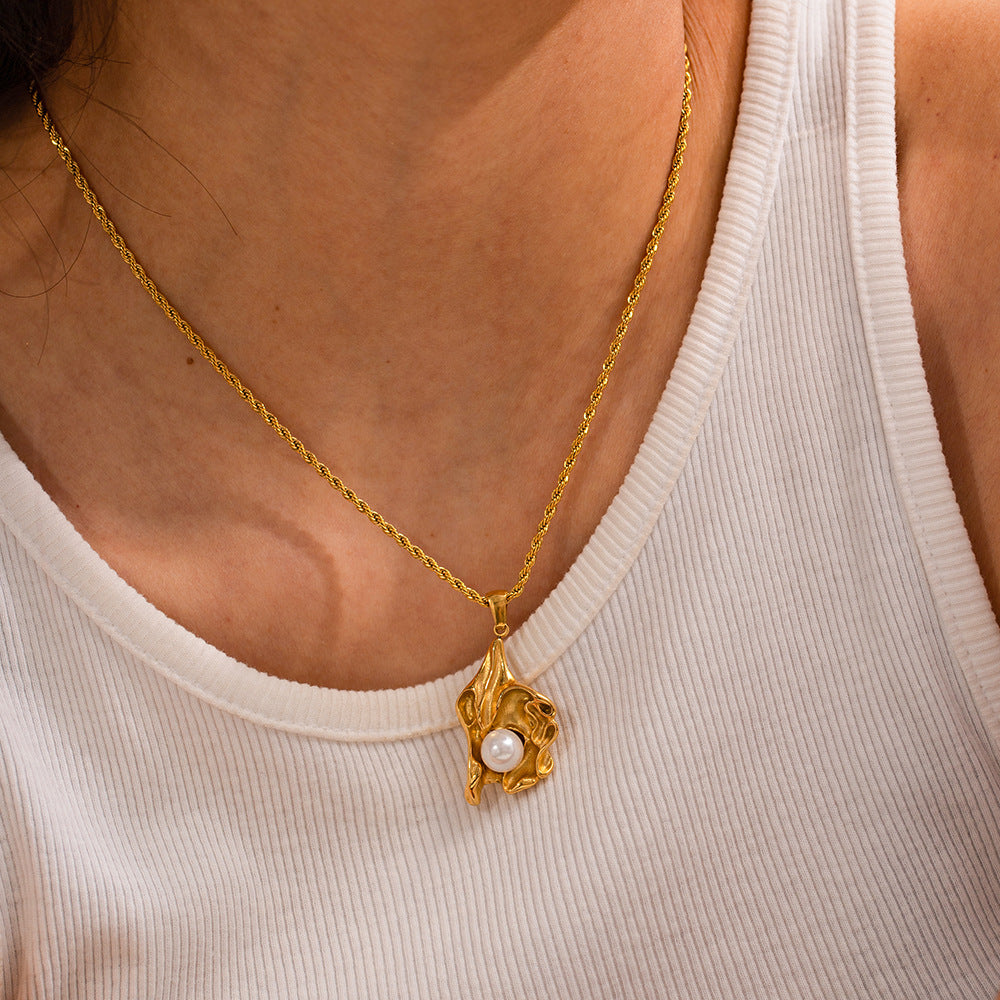 Sweet Geometric Stainless Steel Plated Necklace with Titanium Steel Pearl Pendant for Women