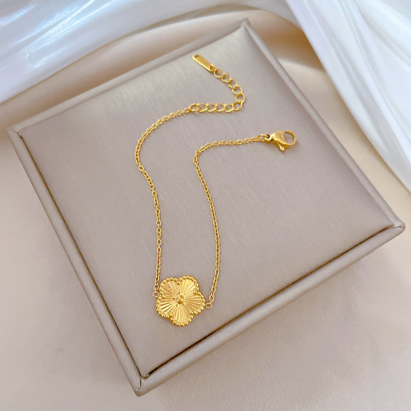 Minimalist Vintage Bohemian Titanium Steel Flower Leaf Link Chain Bracelet for Women with Wavy and Bean Pattern Gold Plated