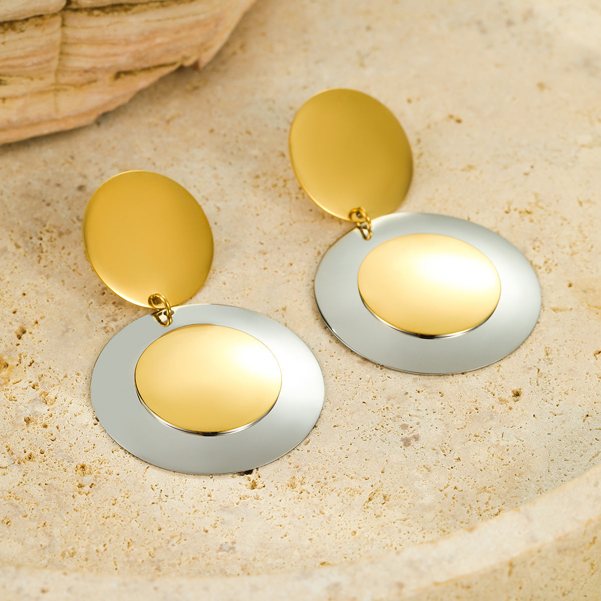 Pendientes redondos de tuerca pulidos de acero inoxidable de estilo vintage, minimalistas, de dos tonos con acabado chapado