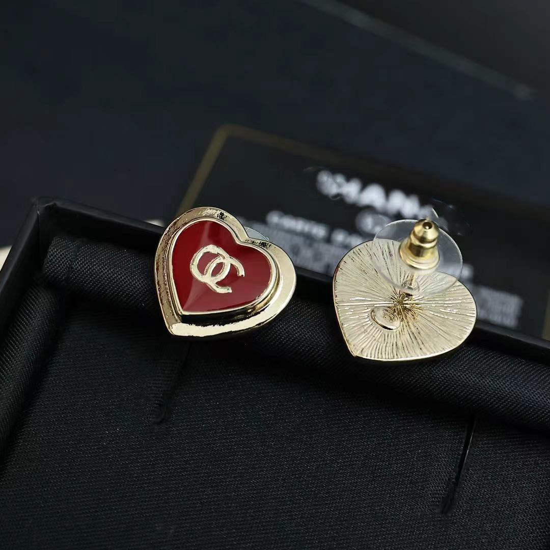 Eleganti Orecchini a Cuore con Lettera, in Ottone Placcato Oro Vintage, Intarsi in Resina e Perni in Argento Sterling 925 da Donna