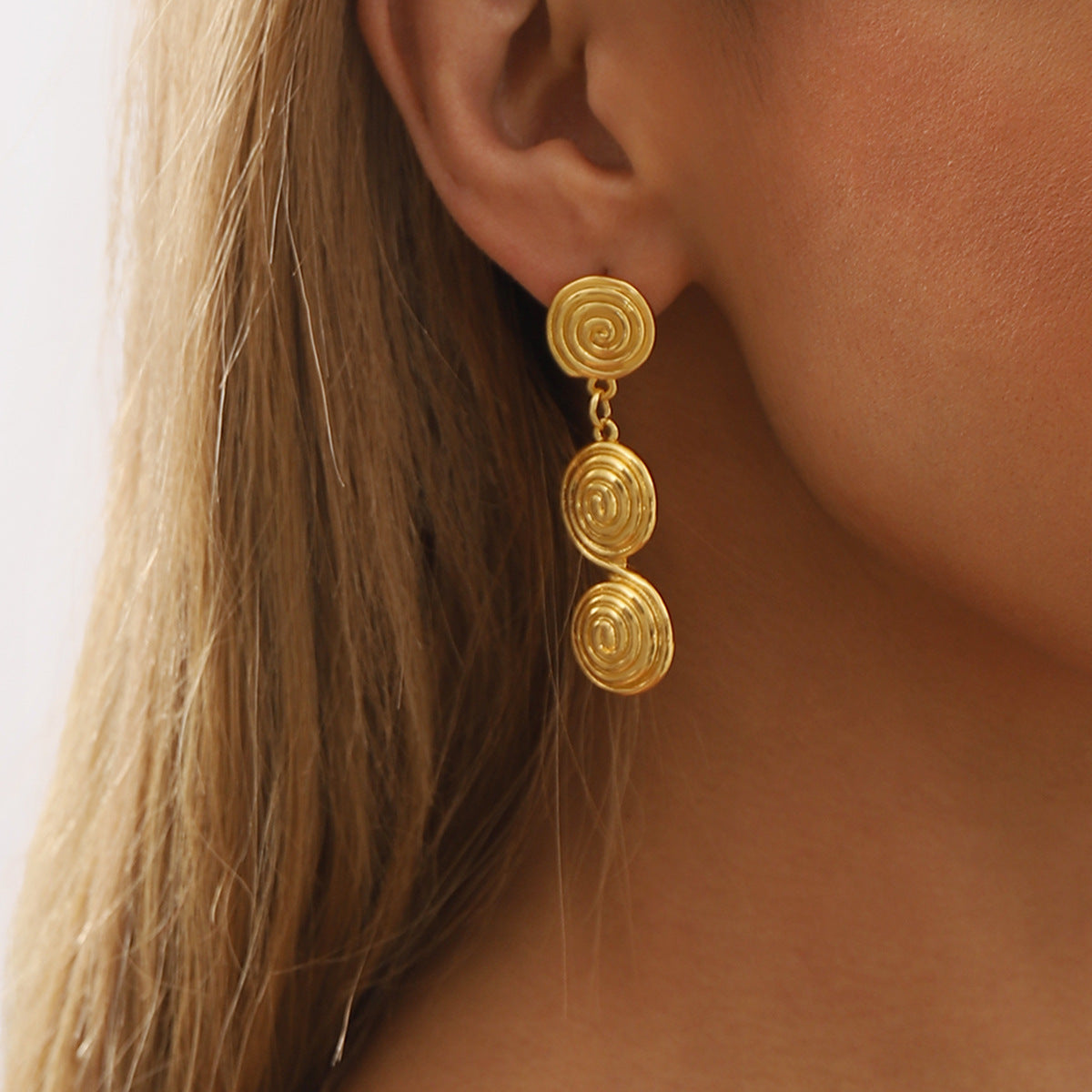 Pendientes de aro geométricos vintage franceses de aleación para mujer con textura espiral y acabado galvanizado