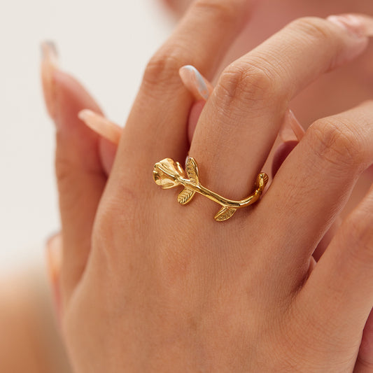 Anillo de acero inoxidable con baño de oro y diseño de rosa estilo francés vintage para mujer, anillo de moda con diseño geométrico