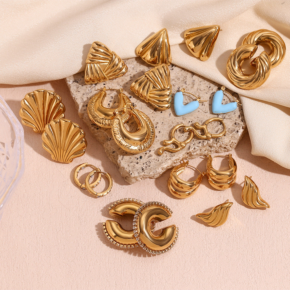 Pendientes de acero inoxidable con forma de triángulo geométrico minimalista y chapado en oro de 18 quilates para mujer