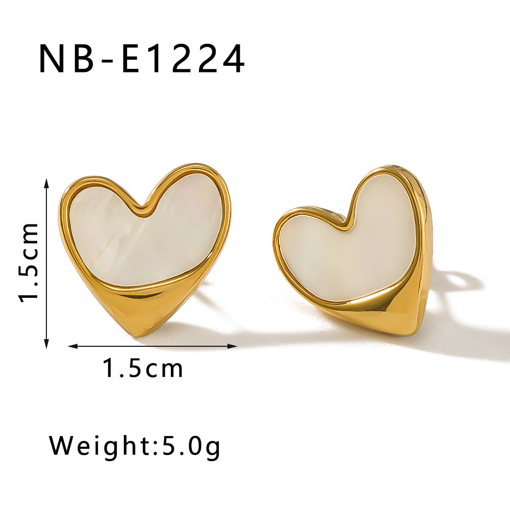 Orecchini a perno da donna minimalisti a cuore in madreperla e acciaio al titanio, in acciaio inossidabile ipoallergenico con placcatura sottovuoto in oro 18 carati, set di lusso leggero