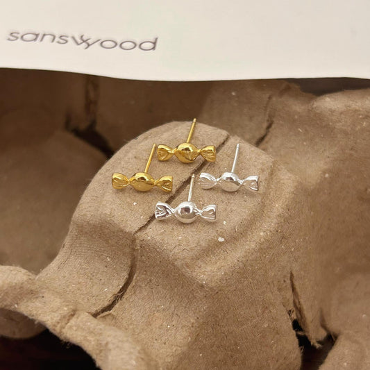 Orecchini a perno geometrici minimalisti a forma di lettera in argento sterling 925 con finitura placcata