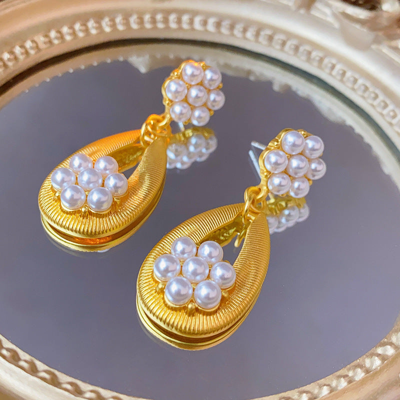 Orecchini rotondi geometrici vintage in rame con placcatura in rodio da donna, gioielli artistici retrò per l'orecchio