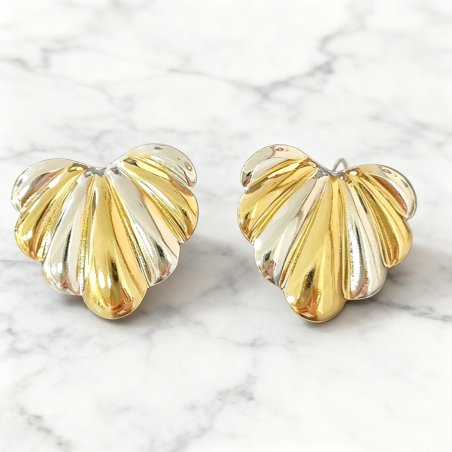 Eleganti orecchini in acciaio inossidabile placcato a forma di cuore da donna