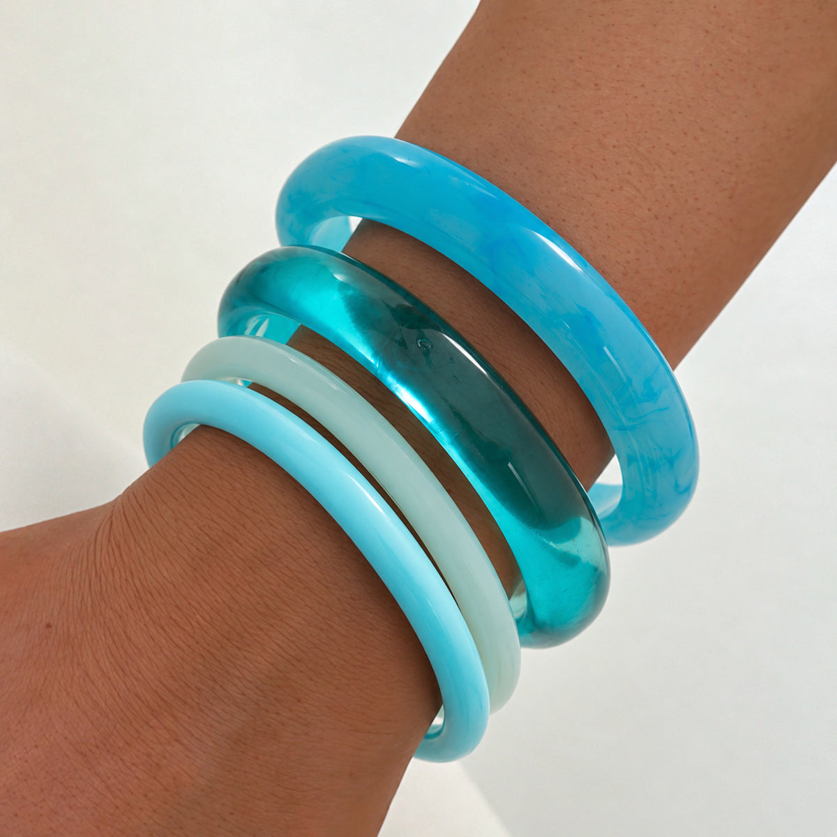Fashion Gradient Geometric Resin Bangle Bracelet