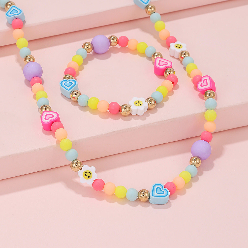 Set di collane in acrilico a forma di cuore stile cartone animato con ciondolo in argilla polimerica per ragazze, gioielli per bambini fatti a mano color macaron