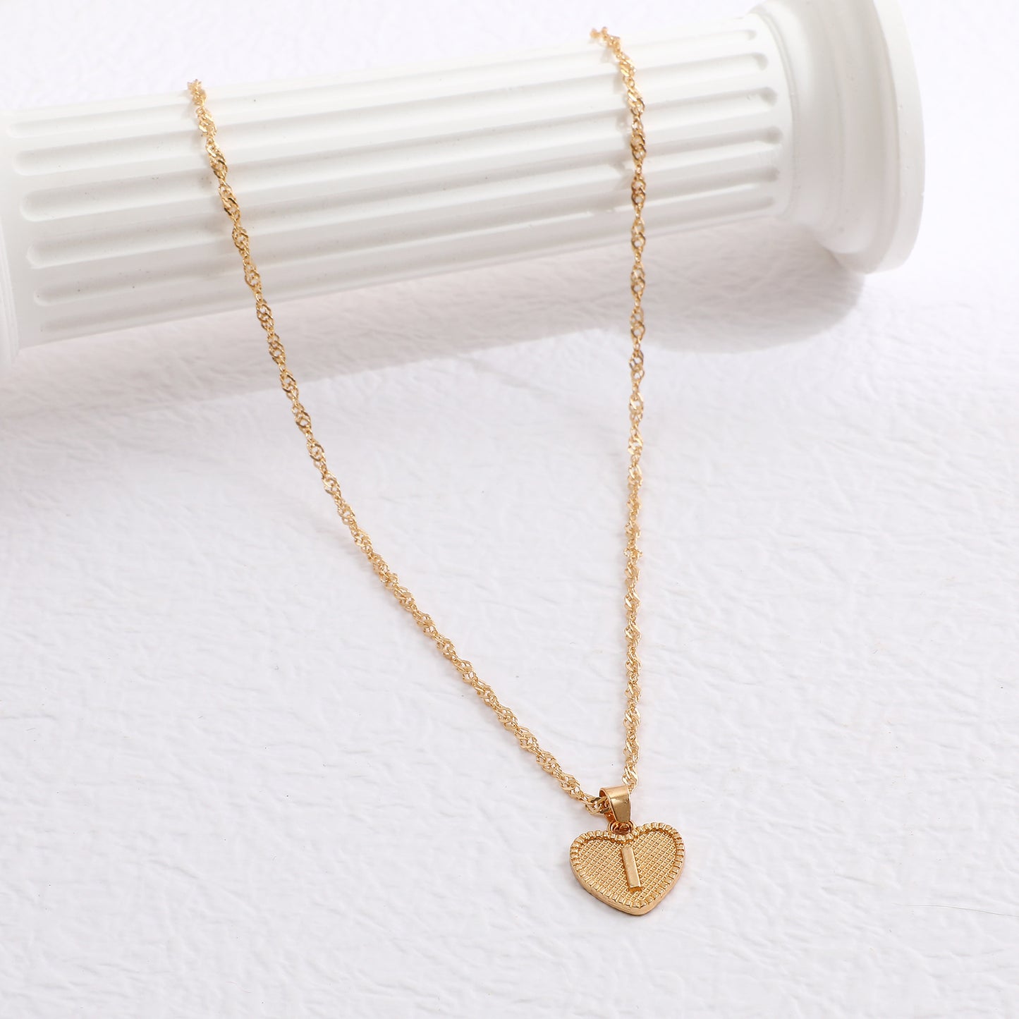 Minimalist Heart Letter Zinc Alloy Plated Necklace Singapore Chain Women