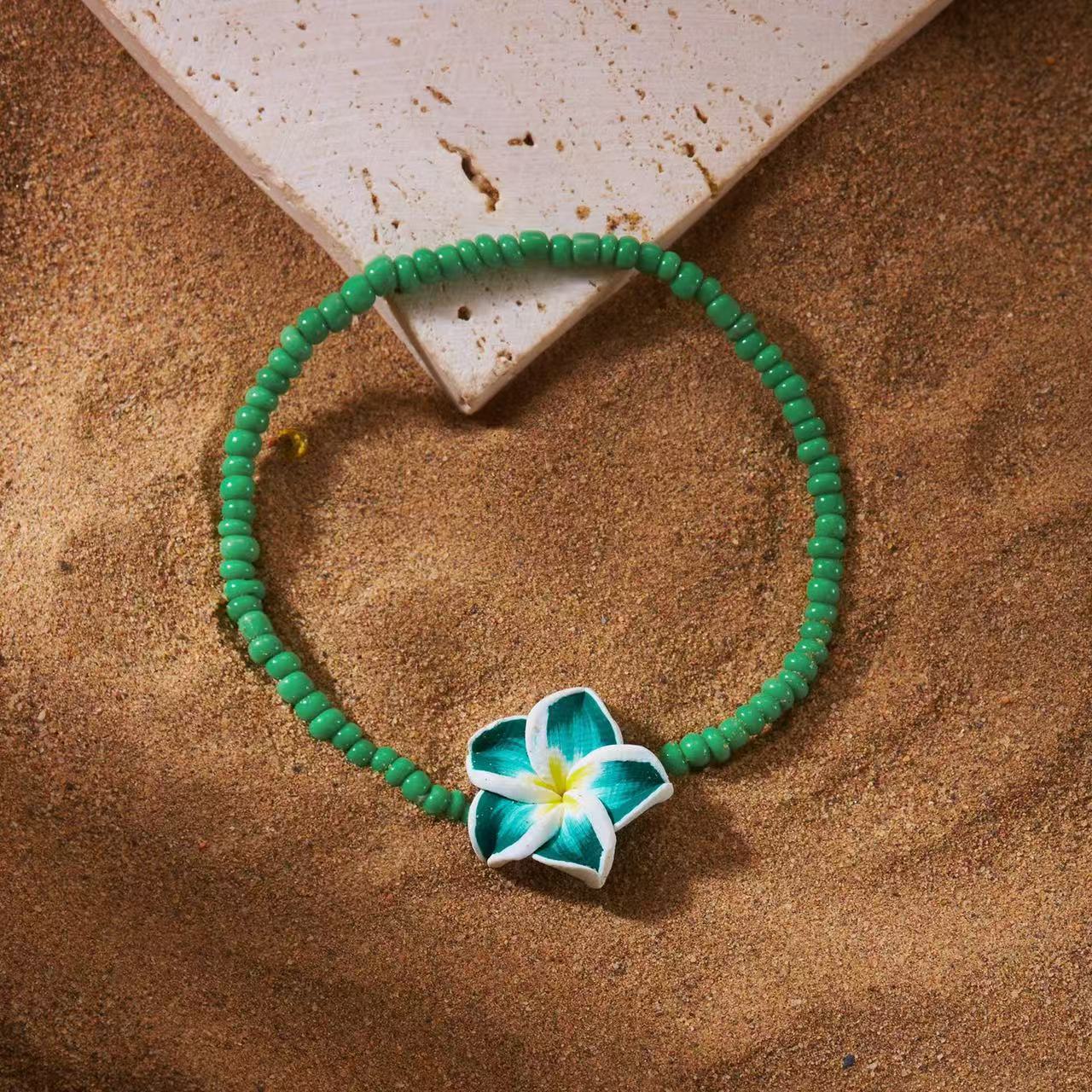 Bohemian Minimalist Gradient Floral Resin Beaded Bracelet