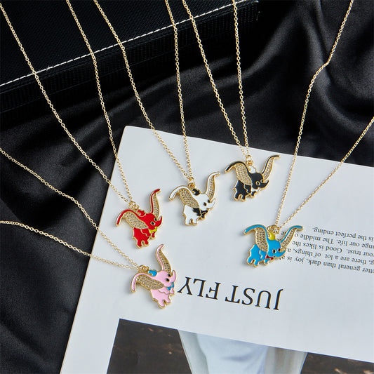 Collar con colgante de elefante minimalista para mujer con base de cobre y chapado en oro de 18 quilates, acabado esmaltado e incrustaciones de circonitas