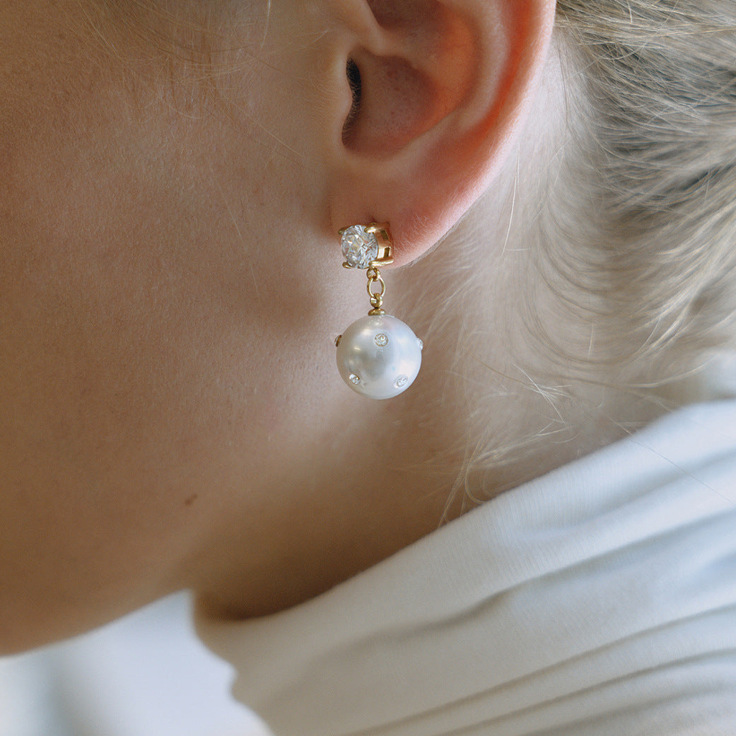 Pendientes de botón geométricos minimalistas de acero inoxidable con incrustaciones de diamantes de imitación para mujer