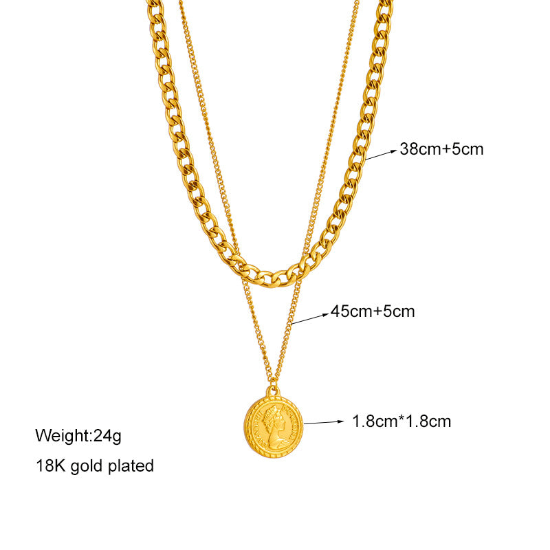 Collana a doppia catena serpente minimalista con ciondolo rotondo con design a ritratto di regina in acciaio inossidabile con finitura placcata